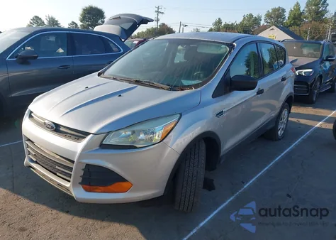 2013 Ford Escape S z USA, uszkodzony, nr VIN 1FMCU0F71DUB90469